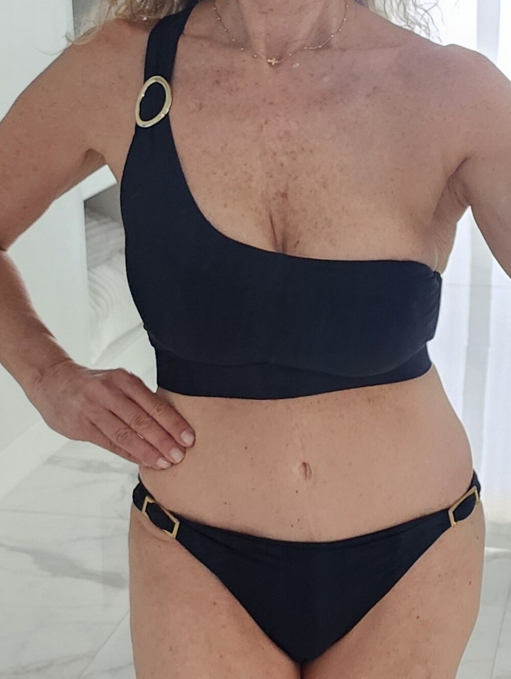 Time and Tru Black One-Shoulder Bikini with Gold Rings Top Only
